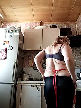 HelenaGlossX online show from 3, 3, 2025