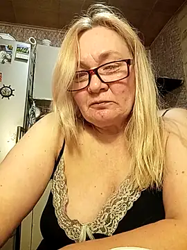 HelenaGlossX online show from 6, 3, 2025