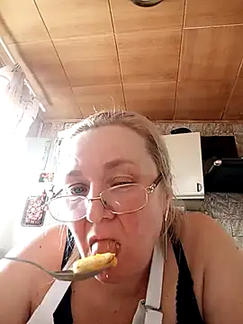 HelenaGlossX online show from 18, 3, 2025