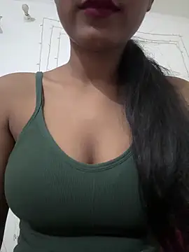 Snapshot of Hot_Goldengirl chatting on 13, 9, 2025 Hot Goldengirl online show from 13, 9, 2025