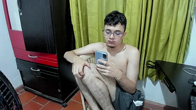 Snapshot of Waturox chatting on 30, 7, 2026 Waturox online show from 30, 7, 2026