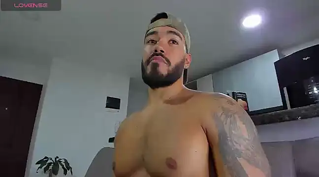 Alexander Martines online show from 3, 2, 2025