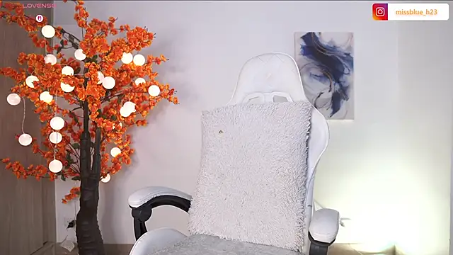 VictoriaHiill online show from 20, 9, 2025