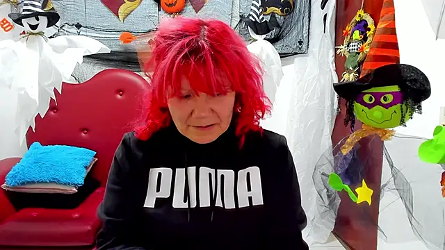 Salomeediaz  online show from 11, 10, 2025