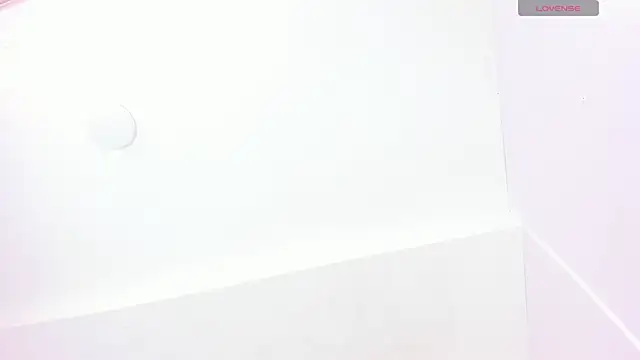 DaphneLloyd online show from 7, 12, 2024