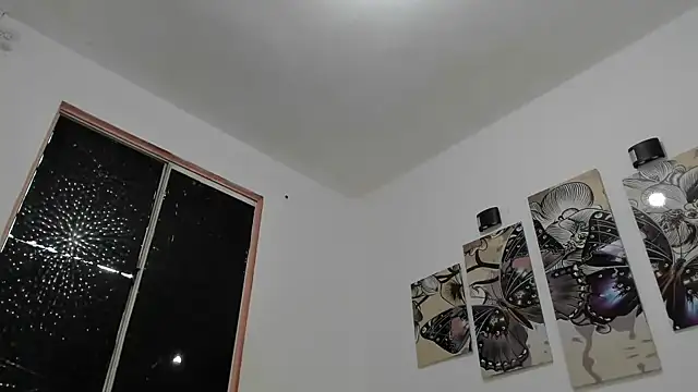 naomiwildburn online show from 31, 1, 2025