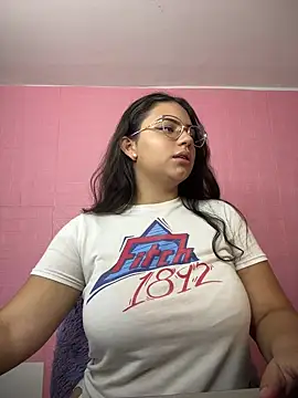Snapshot of karol_9 chatting on 27, 2, 2025 karol 9 online show from 27, 2, 2025