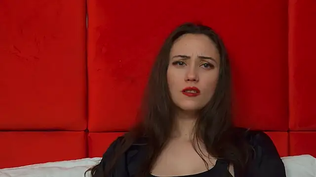 AliceMunro online show from 4, 3, 2025