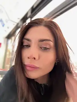 Snapshot of Accole chatting on 14, 3, 2025 Accole online show from 14, 3, 2025