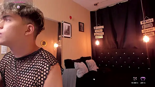 Snapshot of ANDRIUS_24 chatting on 24, 2, 2025 ANDRIUS 24 online show from 24, 2, 2025