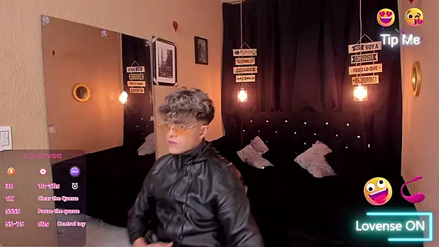 Snapshot of ANDRIUS_24 chatting on 17, 3, 2025 ANDRIUS 24 online show from 17, 3, 2025