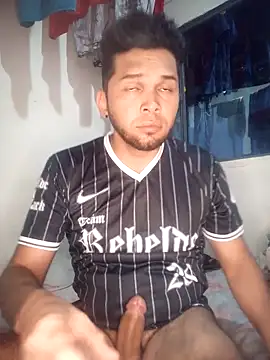 Snapshot of Elfllacco chatting on 2, 4, 2026 Elfllacco online show from 2, 4, 2026