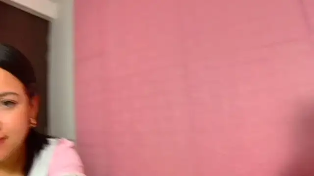 Snapshot of strawberrymia68 chatting on 24, 1, 2025 strawberrymia68 online show from 24, 1, 2025
