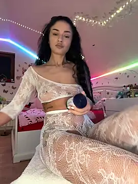 SelenaBee online show from 7, 3, 2026