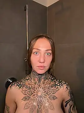 ElenaHaze online show from 13, 4, 2026