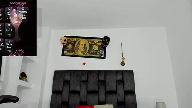 MattRodriguez9 online show from 1, 11, 2025