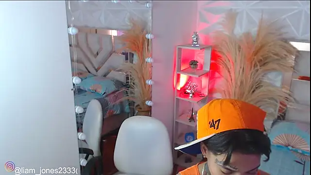 Jonesliam23 online show from 30, 10, 2025