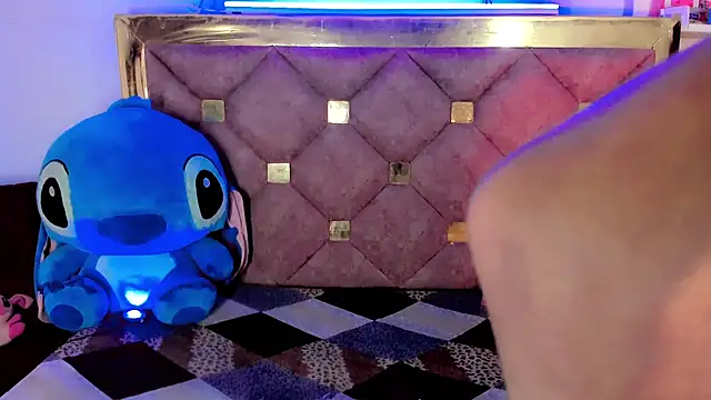 the-horus-girl online show from 14, 12, 2024