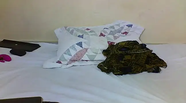 preettys56 online show from 24, 2, 2025