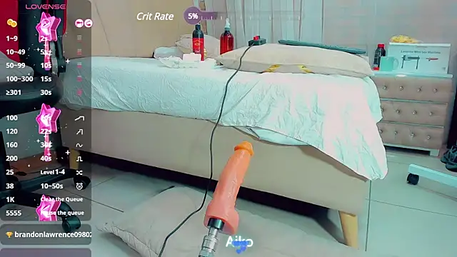 EmilyySaenz online show from 4, 3, 2025