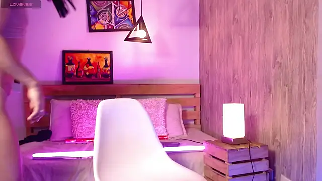 LittleButterfly19 online show from 6, 12, 2024