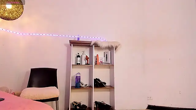 rose scottt online show from 21, 1, 2025