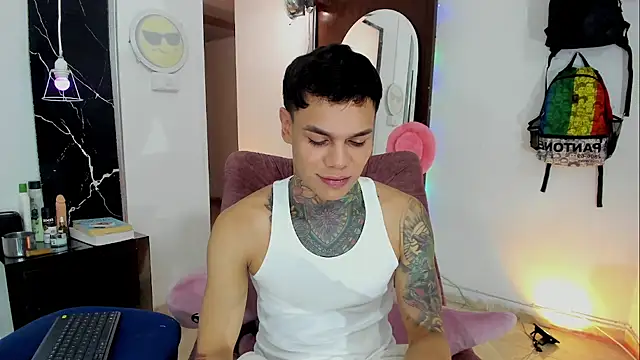 Jordyrodriiguez online show from 23, 11, 2025