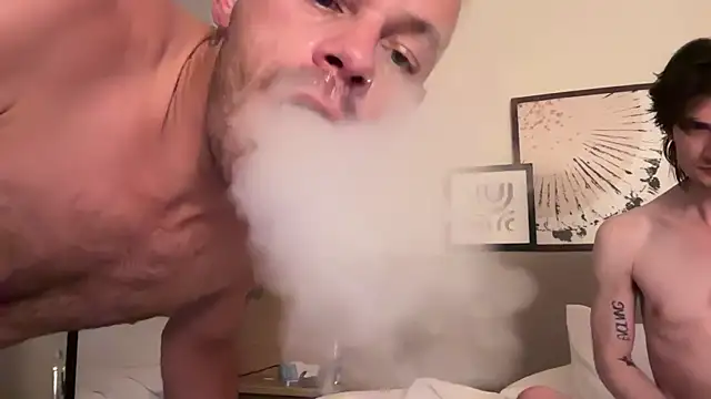 Snapshot of FrankieKentucky chatting on 12, 11, 2025 FrankieKentucky online show from 12, 11, 2025