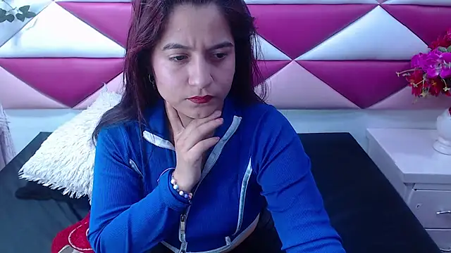 Snapshot of MariaClay chatting on 7, 3, 2025 MariaClay online show from 7, 3, 2025