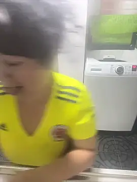 Sweeetness Milf online show from 14, 2, 2026