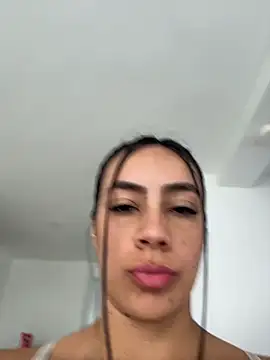 LauraCadwell online show from 30, 5, 2026