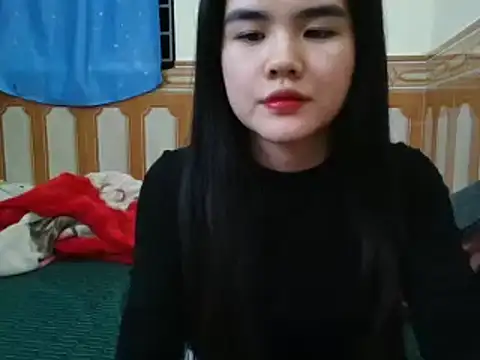 Snapshot of Yin-girl chatting on 7, 1, 2025 Yin-girl online show from 7, 1, 2025