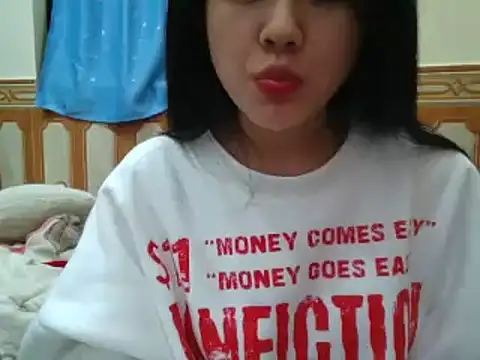 Snapshot of Yin-girl chatting on 3, 2, 2025 Yin-girl online show from 3, 2, 2025