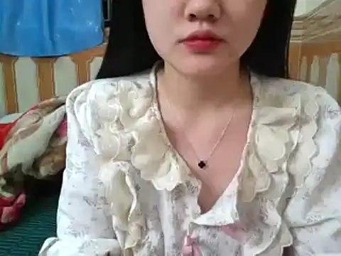 Snapshot of Yin-girl chatting on 16, 2, 2025 Yin-girl online show from 16, 2, 2025