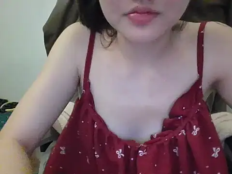 Snapshot of Yin-girl chatting on 15, 9, 2025 Yin-girl online show from 15, 9, 2025
