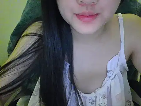 Snapshot of Yin-girl chatting on 20, 9, 2025 Yin-girl online show from 20, 9, 2025