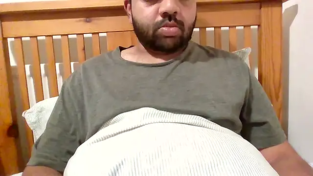 whoreboi98 online show from 15, 4, 2026