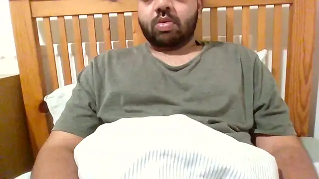 whoreboi98 online show from 16, 4, 2026