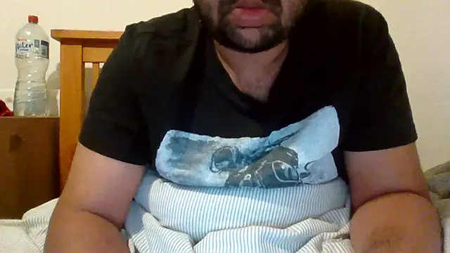 Snapshot of whoreboi98 chatting on 23, 5, 2026 whoreboi98 online show from 23, 5, 2026