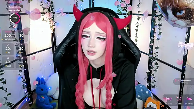 LilithLin online show from 6, 11, 2025