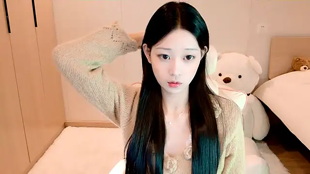 Snapshot of Xueb_J chatting on 9, 12, 2024 Xueb J online show from 9, 12, 2024