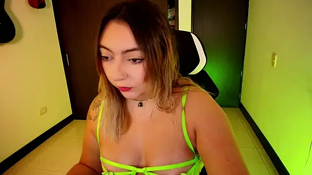 miaawild online show from 5, 12, 2025