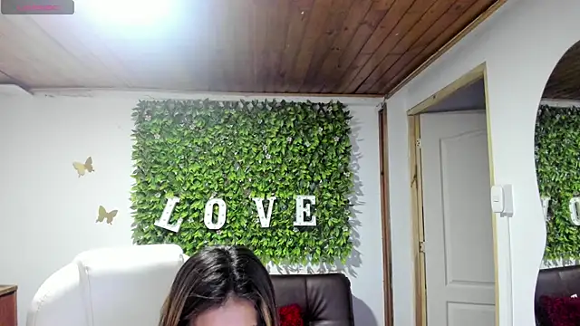 Enma  clark online show from 10, 3, 2025