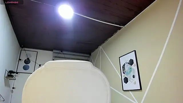 Enma  clark online show from 1, 4, 2026