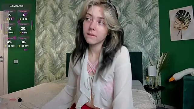 Snapshot of Vanessa_Walters chatting on 26, 9, 2025 Vanessa Walters online show from 26, 9, 2025