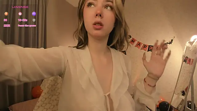 Snapshot of Vanessa_Walters chatting on 24, 10, 2025 Vanessa Walters online show from 24, 10, 2025