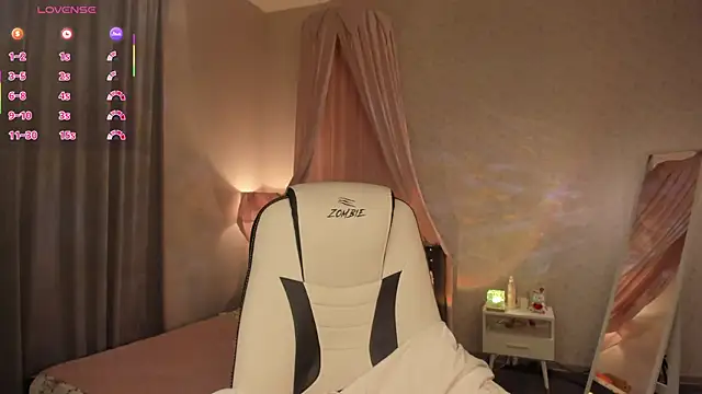 Snapshot of Vanessa_Walters chatting on 6, 11, 2025 Vanessa Walters online show from 6, 11, 2025