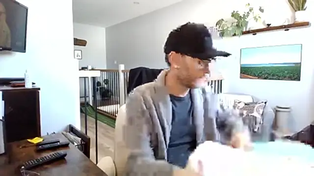 Bigdicktrav902 online show from 3, 3, 2026