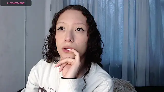 abbycutecs online show from 17, 11, 2025