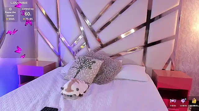 Snapshot of Maya_Bluee chatting on 20, 2, 2025 Maya Bluee online show from 20, 2, 2025